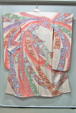 ウエディングドレスに振袖を着物リメイクしたオーダーメイドの一点もの着物ドレス（大阪・東京銀座・全国）