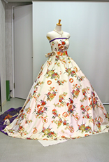 ウエディングドレスに振袖を着物リメイクしたオーダーメイドの一点もの着物ドレス（大阪・東京銀座・全国）