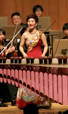 ステージ衣装に振袖を着物リメイクしたオーダーメイドの一点もの着物ドレス（大阪・東京銀座・全国）