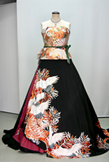 ウエディングドレスに留袖・丸帯を着物リメイクしたオーダーメイドの一点もの着物ドレス（大阪・東京銀座・全国）