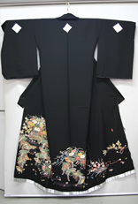 新婦の母に留袖を着物リメイクしたオーダーメイドの一点もの留袖ドレス（大阪・東京銀座・全国）