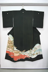 結婚式に留袖からオーダーメイドの留袖ドレス