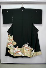 結婚式に留袖からオーダーメイドの留袖ドレス