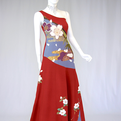 パーティードレスやステージ衣装に新品の振袖地を使用した着物ドレス