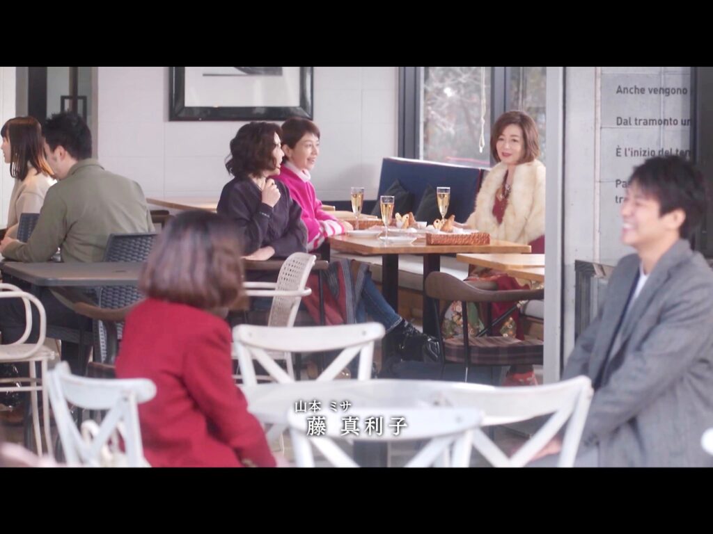 メディアでの着用にパーティードレスやステージ衣装に新品の振袖地を使用した藤真利子さん着用着物ドレス